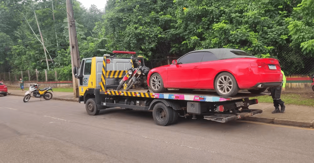 Carro de luxo de DJ Lorran é apreendido