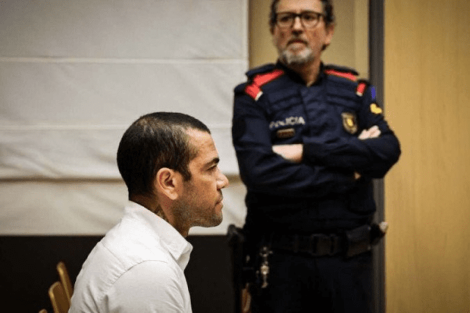 Daniel Alves foi condenado por agressão sexual na Espanha.