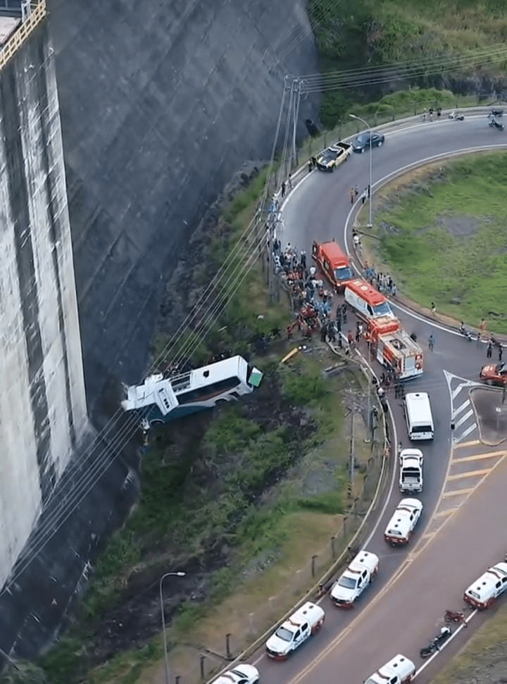 Pro fessor diz que ônibus do IFPA são velhos e sem manutenção.