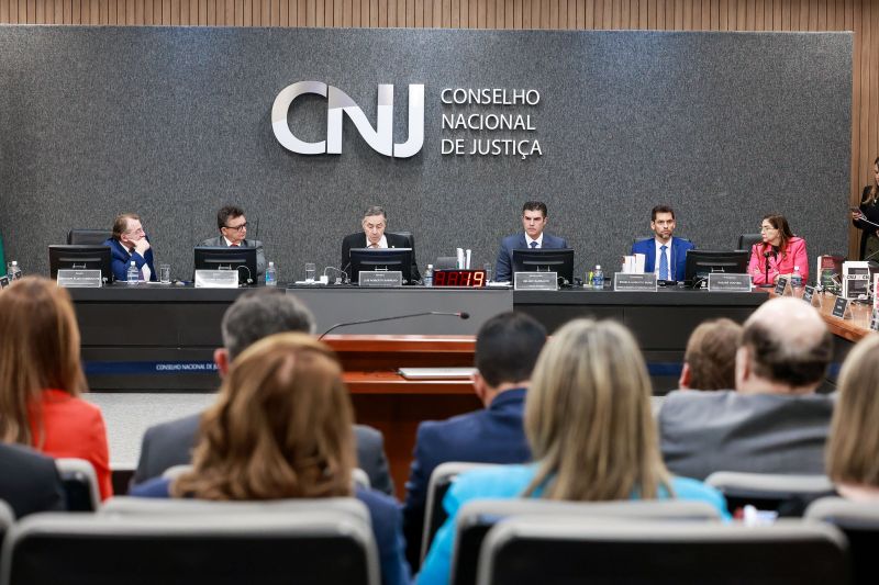 Sessão no CNJ onde foi firmada cooperação entre Pará e CNJ.