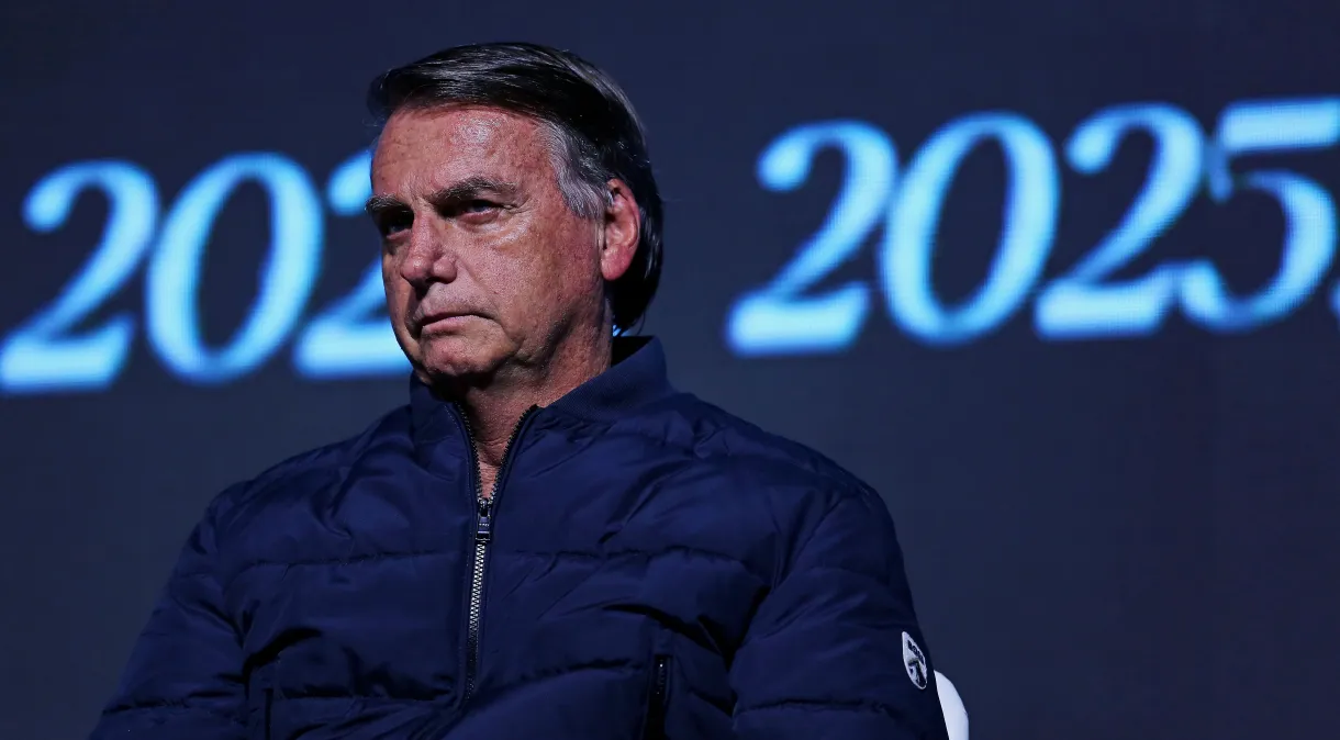 PF liga Bolsonaro a esquema para desviar mais de R$ 6,8 milhões