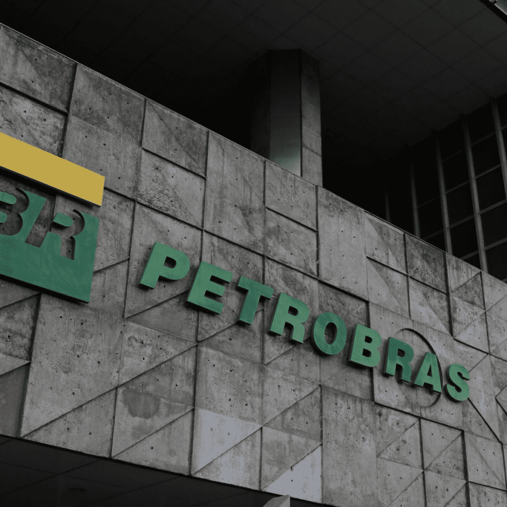 Petrobras anuncia aumento nos preços da gasolina e gás de cozinha.