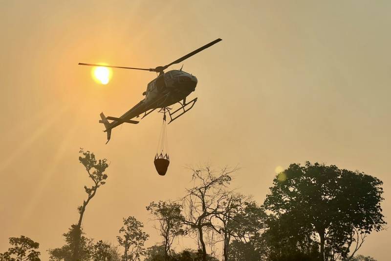 Helicópteros ajudam no combates contra focos de incêndios no interior do Pará